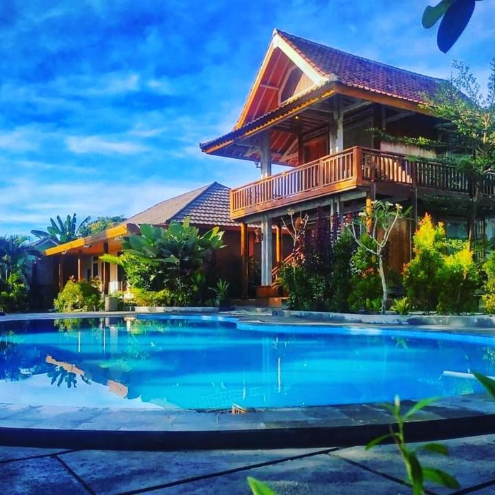 Peraja Bungalows Loyok Sangyang Εξωτερικό φωτογραφία